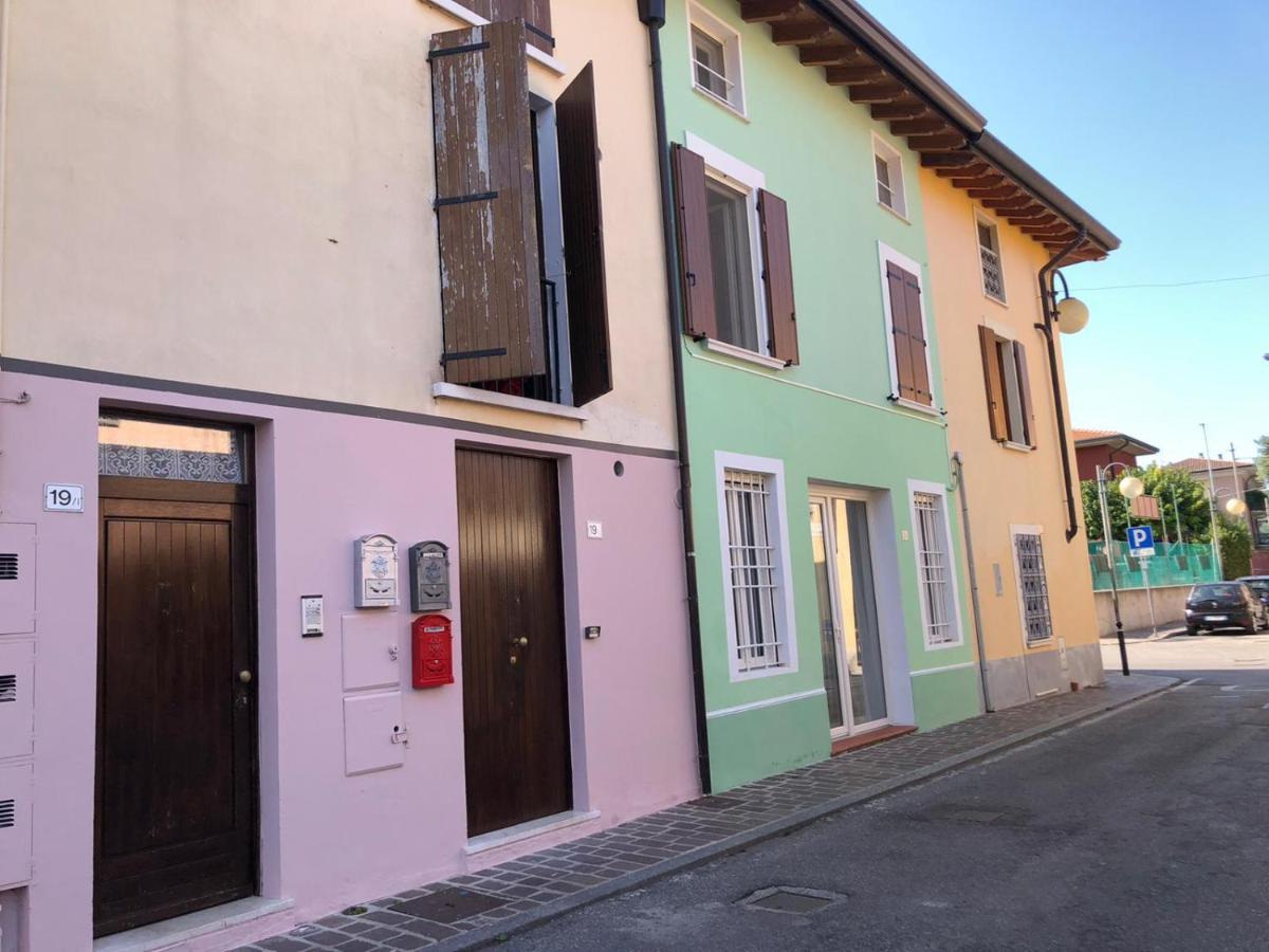 Oasi Di Paradiso - Comfy Private Apartment On Ground Floor With Terrace 代森扎诺-德尔加达 外观 照片