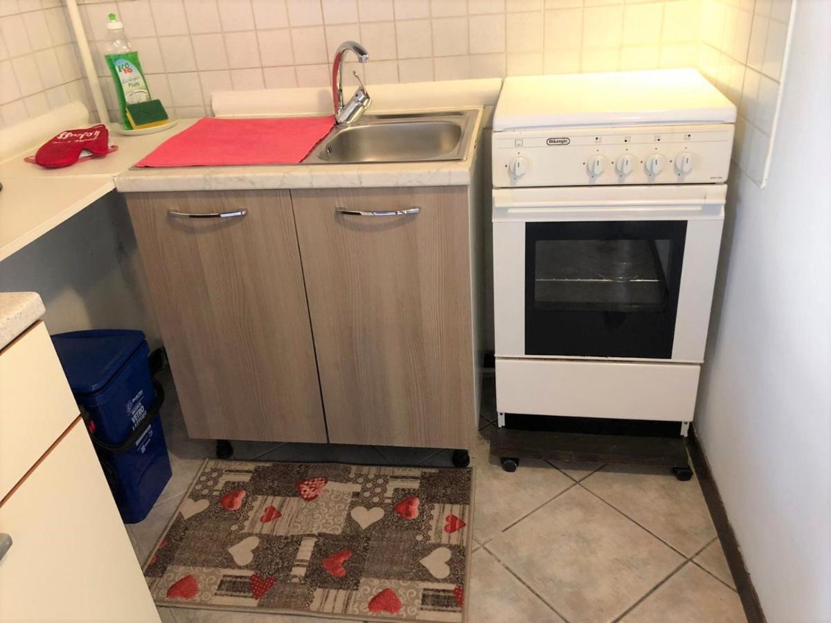 Oasi Di Paradiso - Comfy Private Apartment On Ground Floor With Terrace 代森扎诺-德尔加达 外观 照片